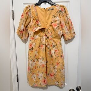 Abercrombie & Fitch Peach Floral Dress